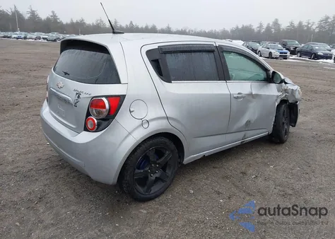 2012 Chevrolet Sonic 2Lz z USA, uszkodzony, nr VIN 1G1JE6SHXC4137951